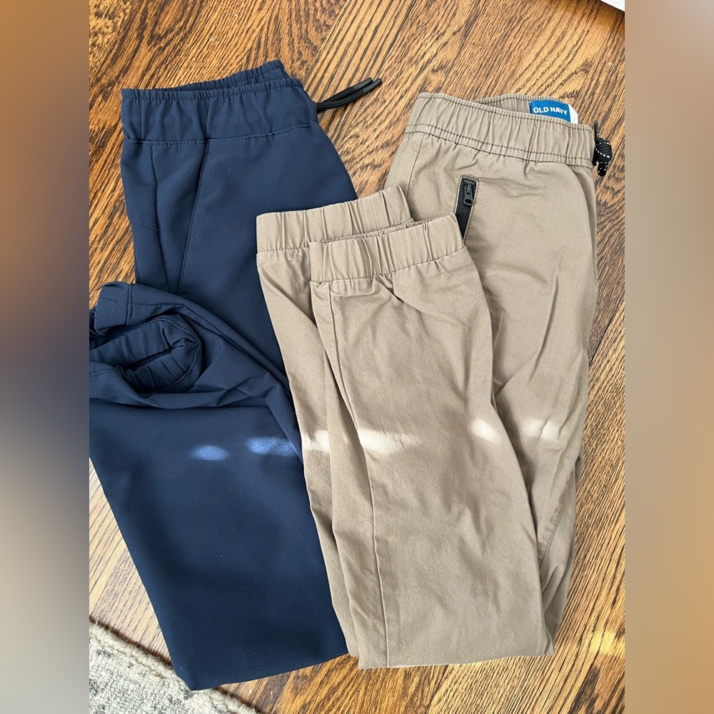 Pair of Old Navy Kid Jogging Pants. Size (L) 10-12